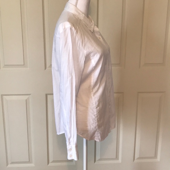 New! White Button Down. - Picture 2 of 4
